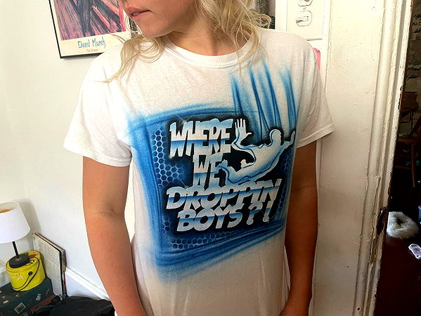 Archived image from @lolabllue on Instagram