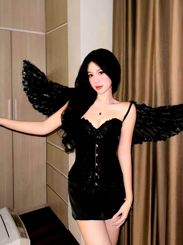 lyhythuedoxinh instagram image archive image