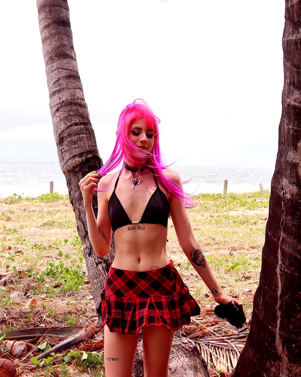 jadelaverne instagram image archive image