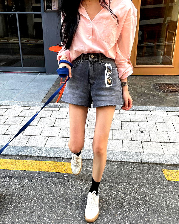 daxbin instagram image archive image