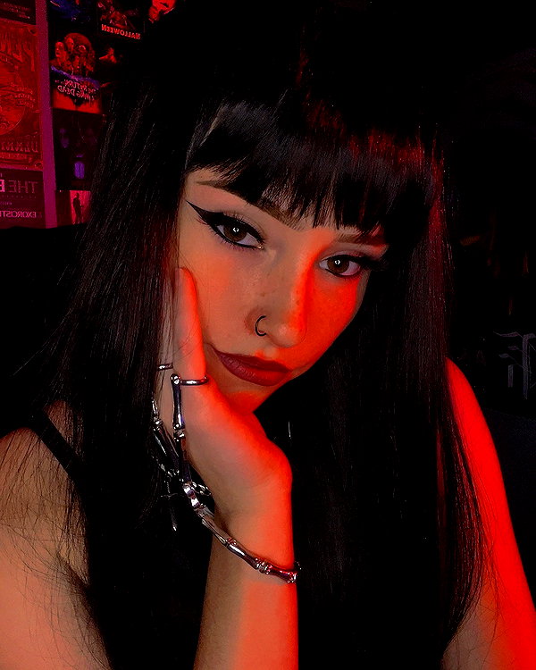 megann_eliizabeth instagram image archive image