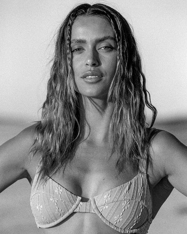 caseyjamess_ instagram image archive image