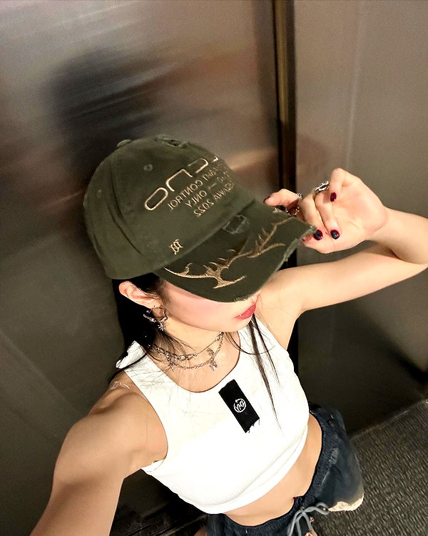 zuhazana instagram image archive image