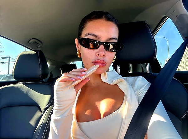 oliviaphillipps instagram image archive image