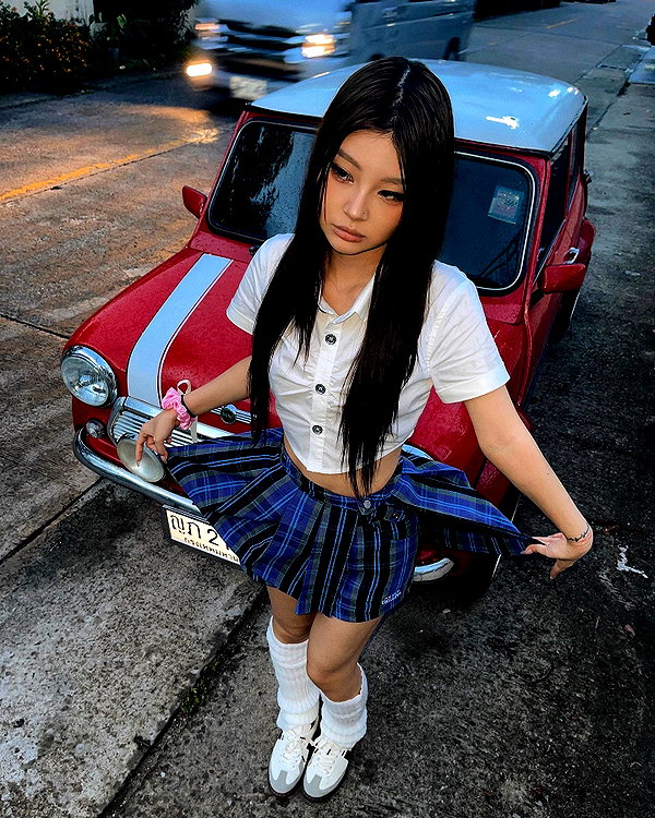 ll.lu1s instagram image archive image