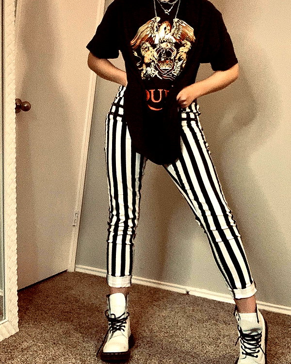yeahimcaroline instagram image archive image