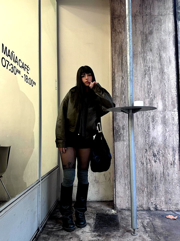 connie.01j instagram image archive image