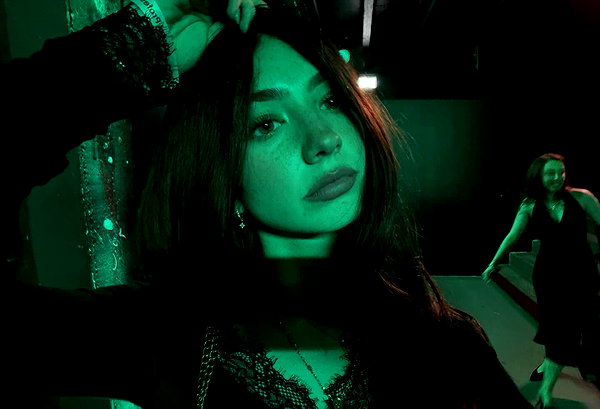 elizabrowne_ instagram image archive image