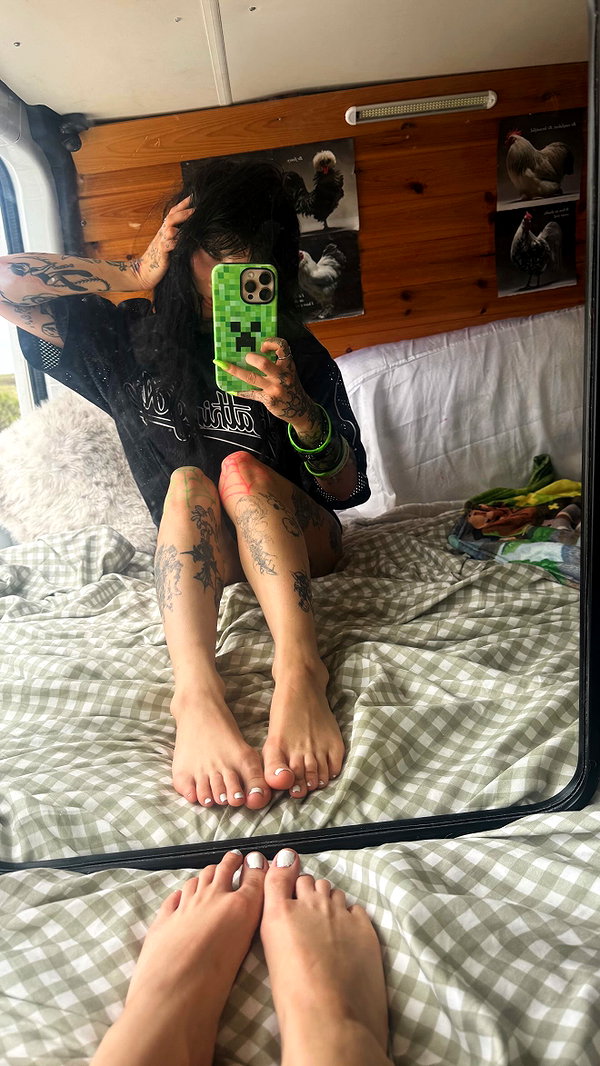 zommmbri instagram image archive image