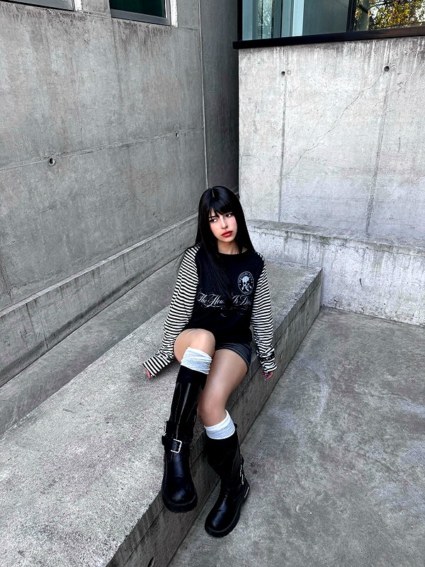 connie.01j instagram image archive image