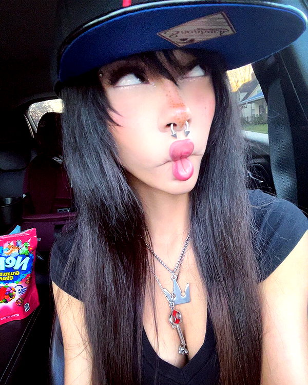 twodollie instagram image archive image