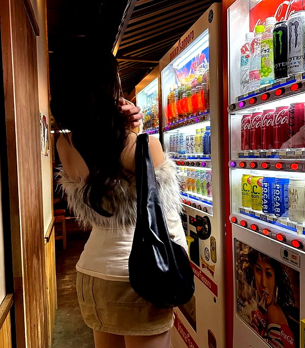 lyhythuedoxinh instagram image archive image
