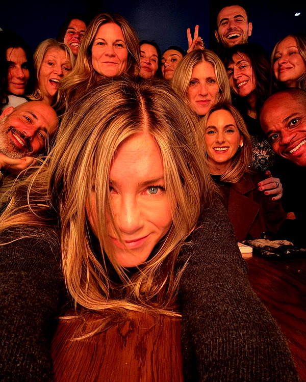 jenniferaniston instagram image archive image