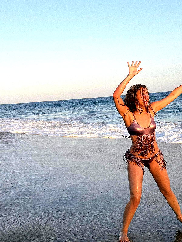 shakira instagram image archive image