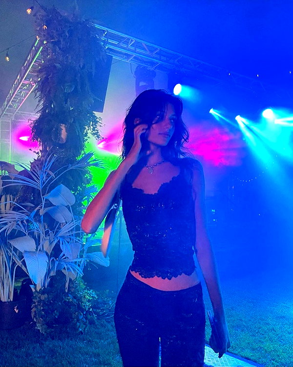 reneeebeller instagram image archive image