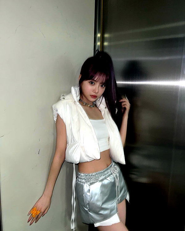 hhh.e_c.v instagram image archive image