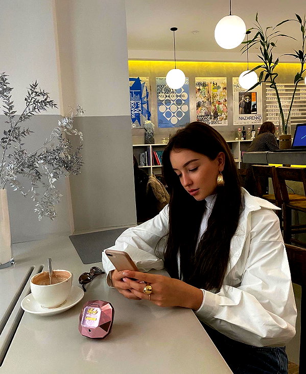 veroni22ka instagram image archive image