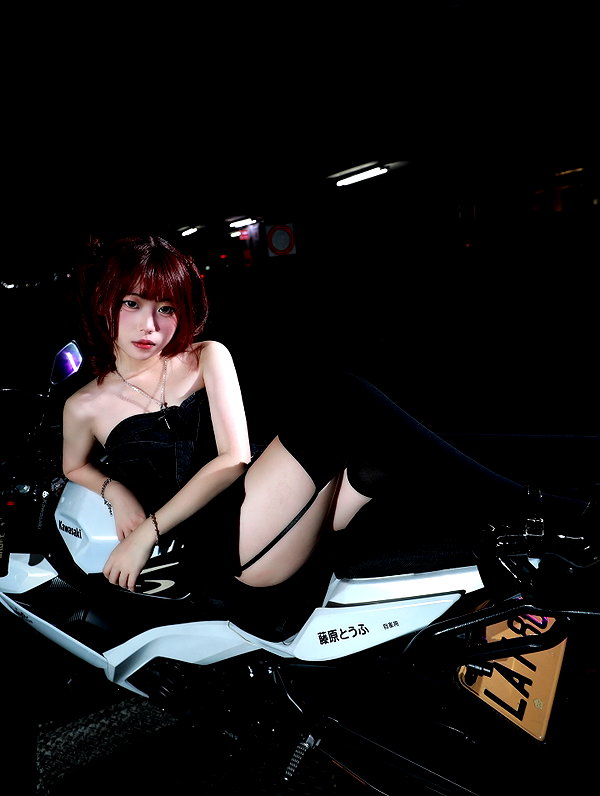 1zxhy__ instagram image archive image