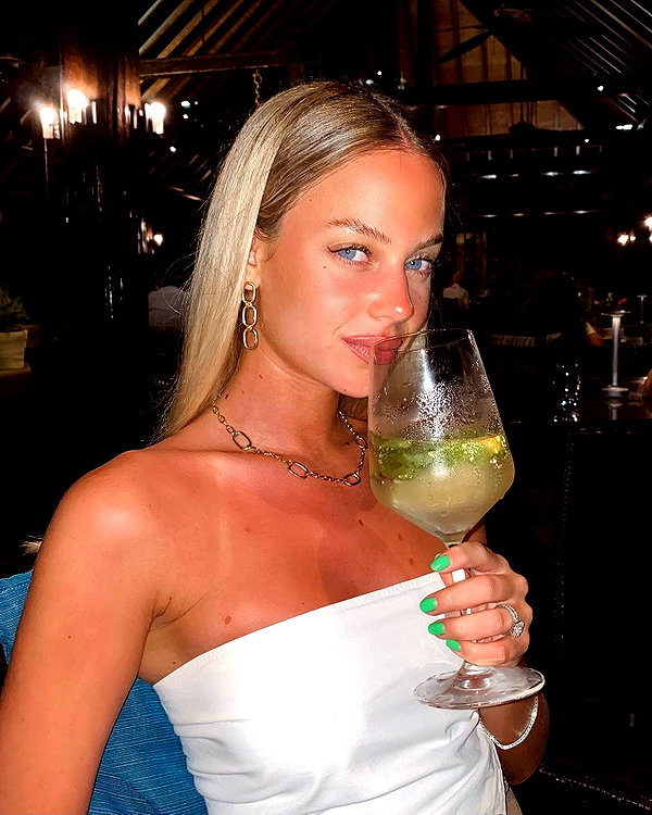 barzomer instagram image archive image