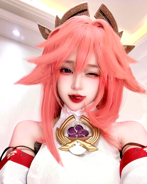 gallery_cosplayer instagram image archive image
