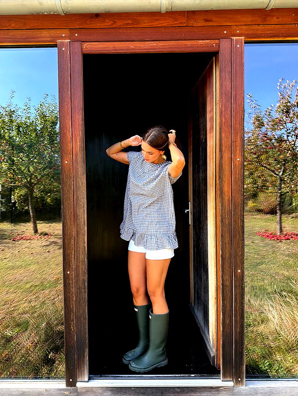 emmaaurora instagram image archive image