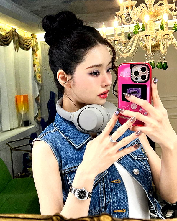 dear.zia instagram image archive image