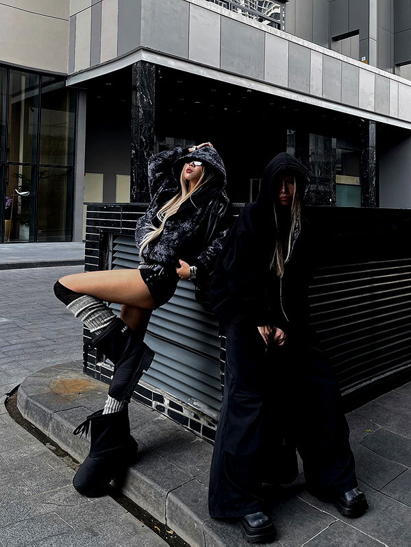 31thg10 instagram image archive image
