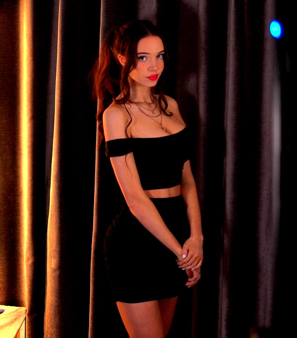 lydiavioletofficial instagram image archive image