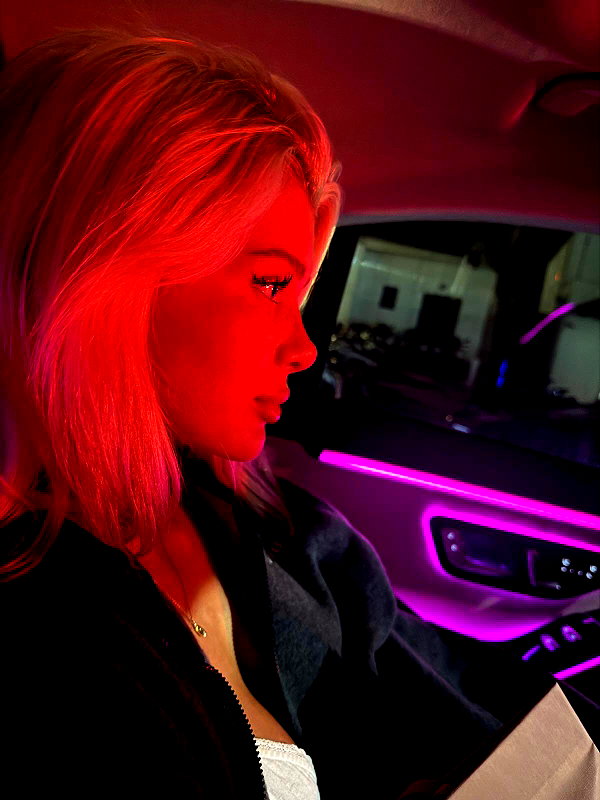 sophiecharlotth instagram image archive image