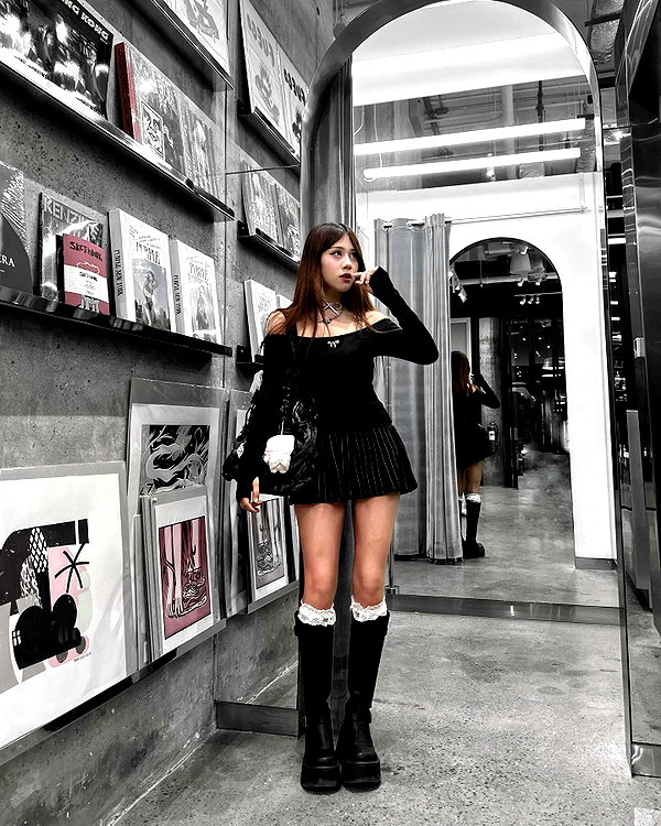 is2tian instagram image archive image