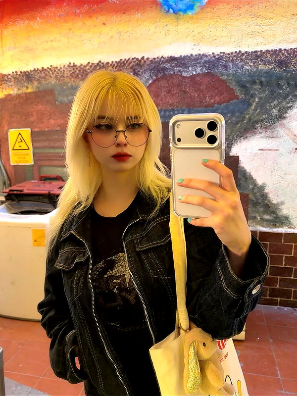 luly1980s instagram image archive image