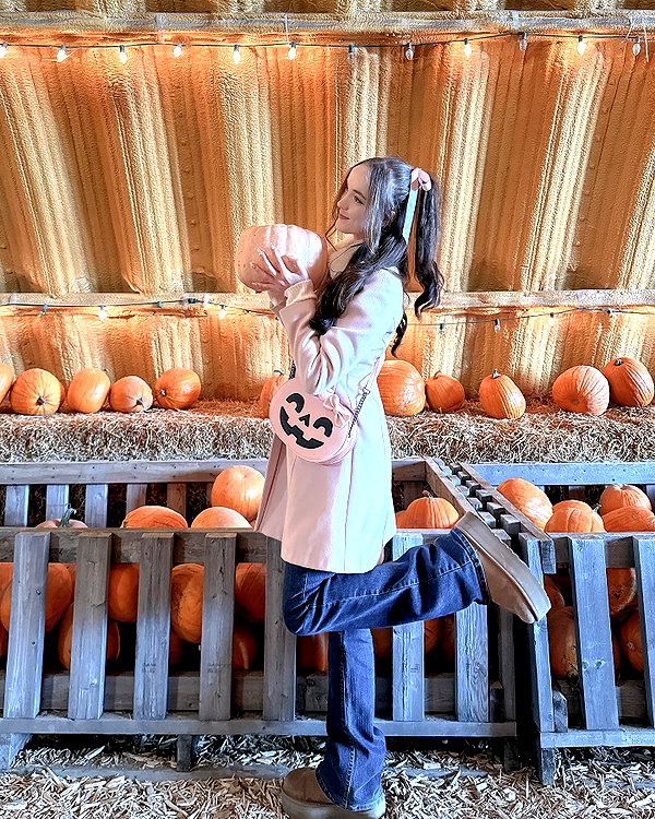 1uvgabi instagram image archive image