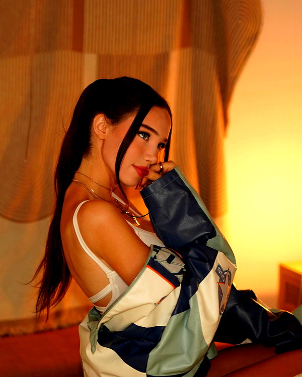 lydiavioletofficial instagram image archive image