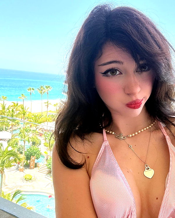 kennakins.cos instagram image archive image