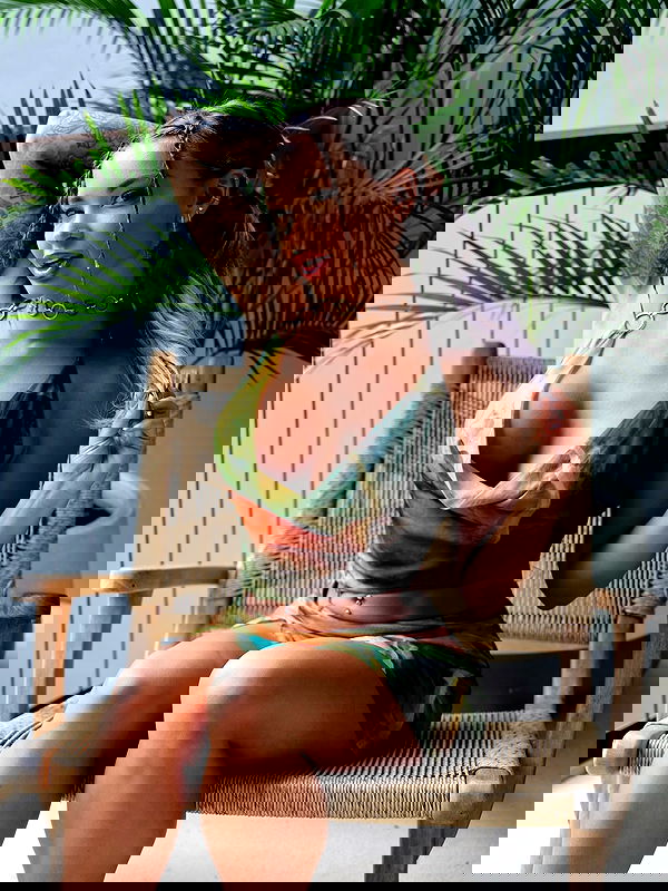 itshayleydavies itshayleydavies archive image