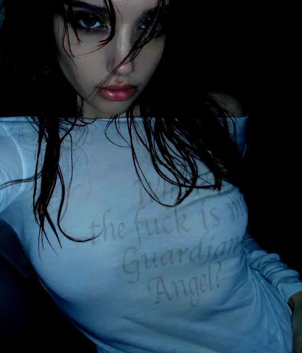 chica.niebla instagram image archive image