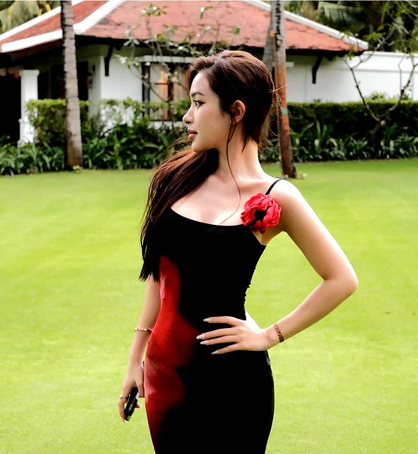 lyhythuedoxinh instagram image archive image