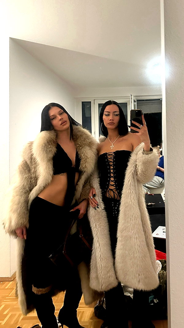 karolinaawasik archive image