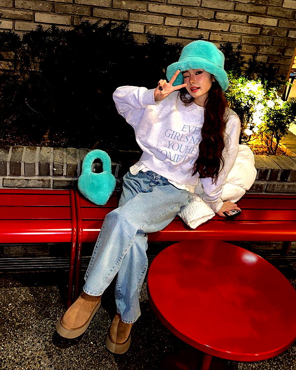 dear.zia instagram image archive image