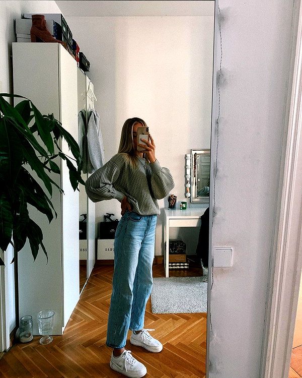 lilih instagram image archive image
