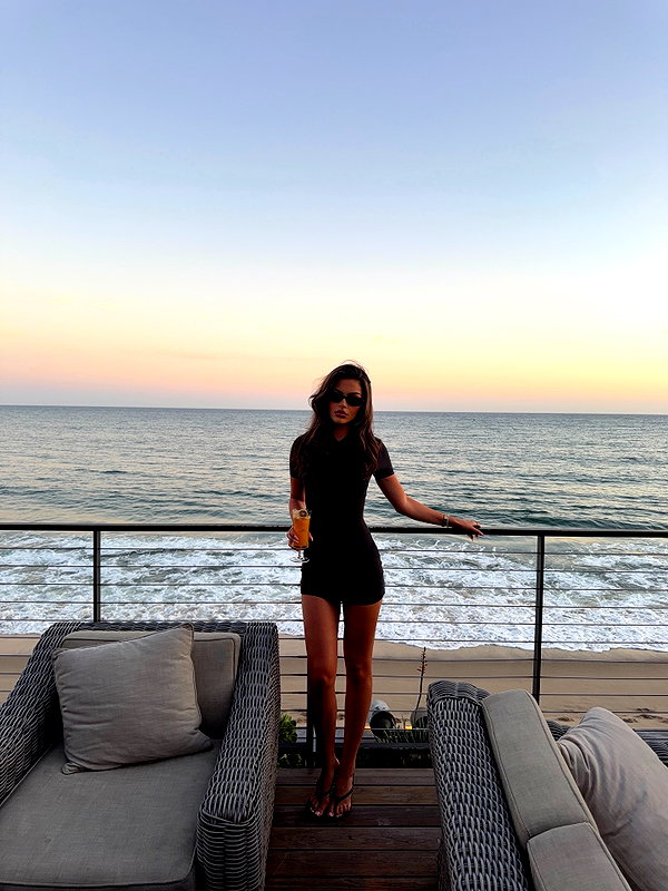 oliviaphillipps instagram image archive image
