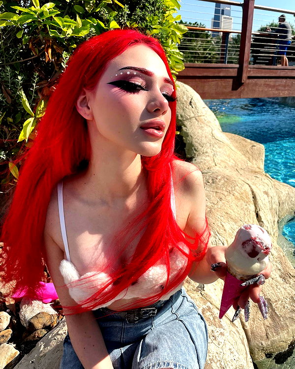 vik4au instagram image archive image
