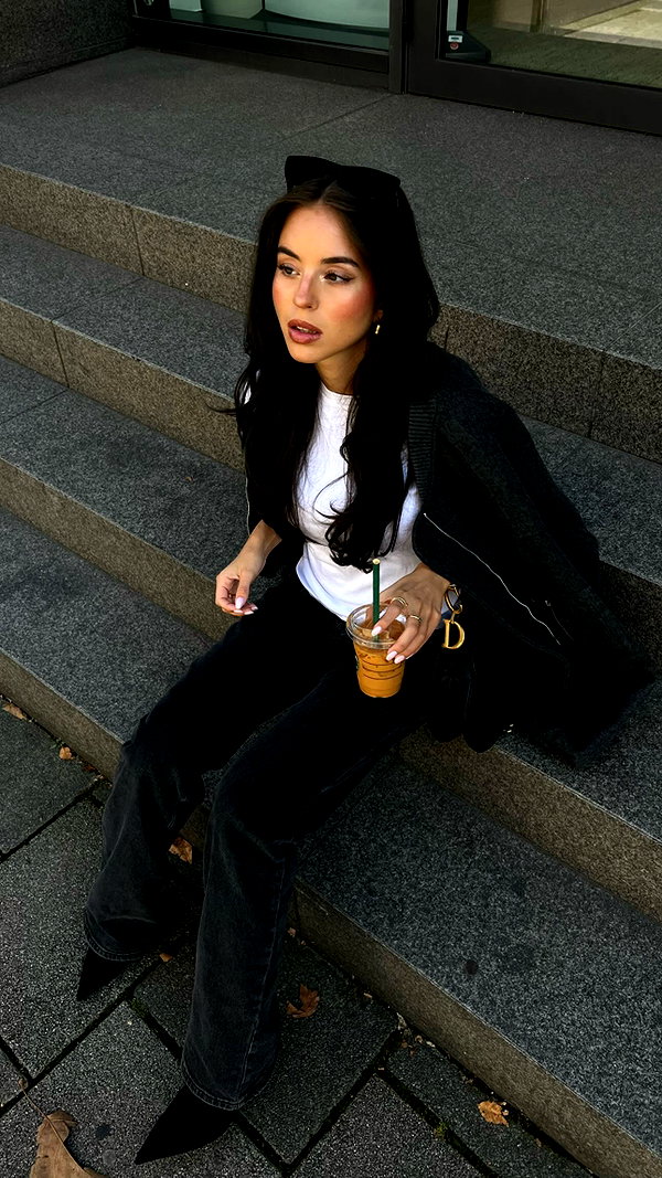 zoeliss instagram image archive image