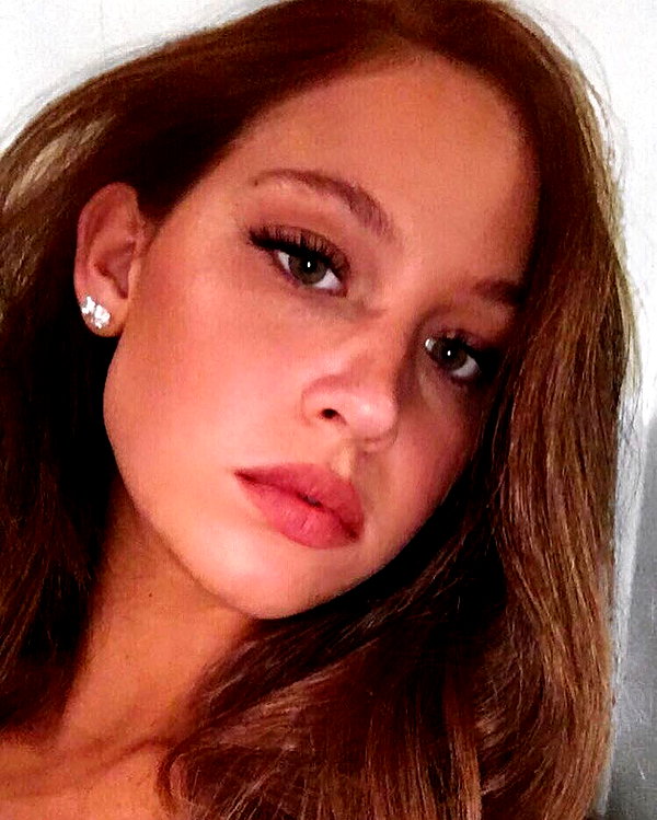 olivia.mathers instagram image archive image