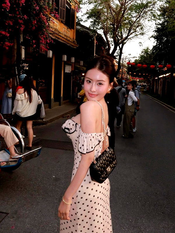 lyhythuedoxinh instagram image archive image