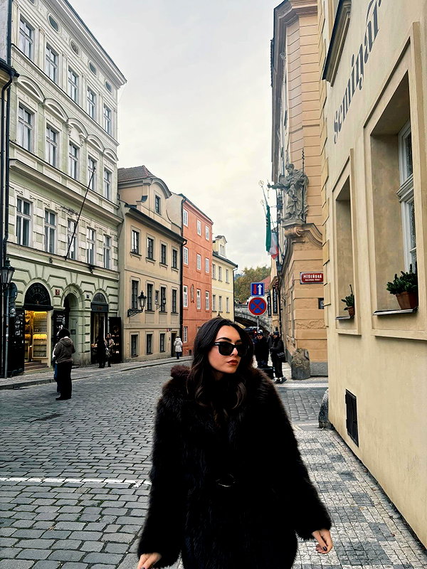 annabottoo instagram image archive image