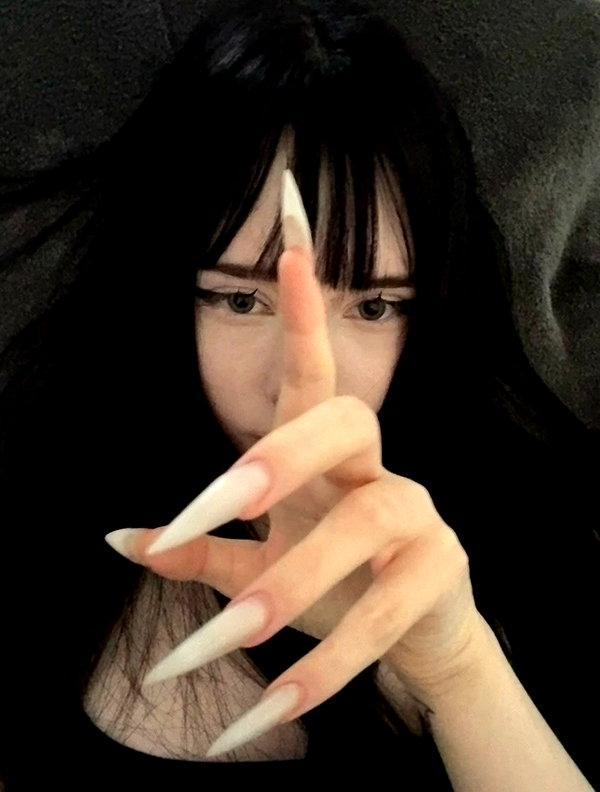 Archived image from @tribalnel on Instagram
