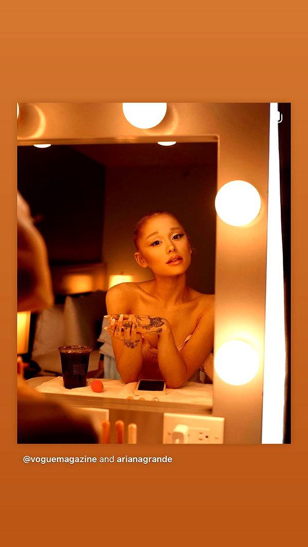 arianagrande instagram image archive image