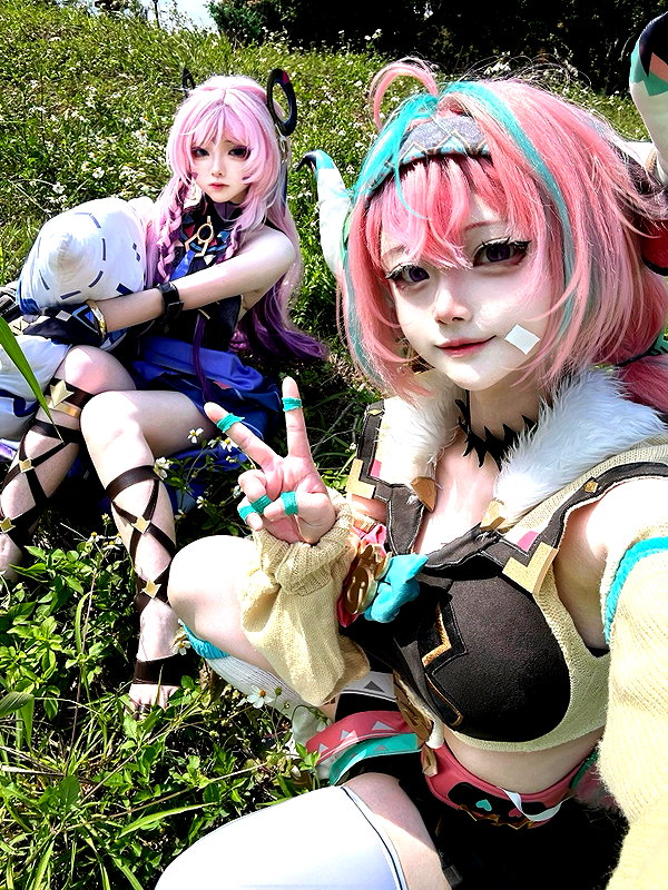 gallery_cosplayer instagram image archive image