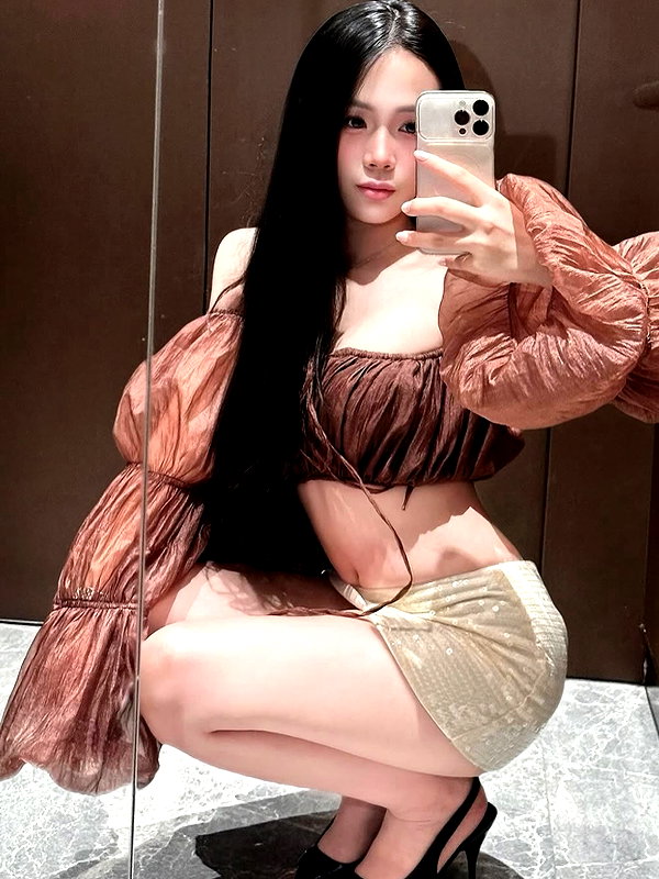 lyhythuedoxinh instagram image archive image